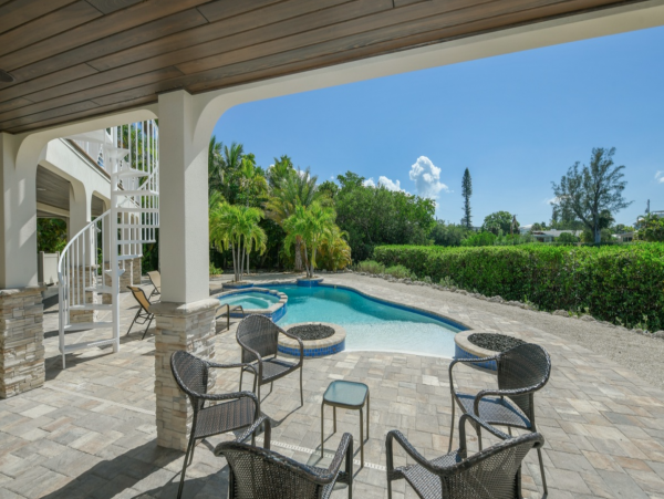Luxury Anna Maria Island Vacation Pool Home Sleeps 8 Guests